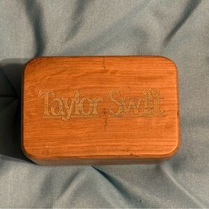 Taylor Swift Debut Guitar Pick Set